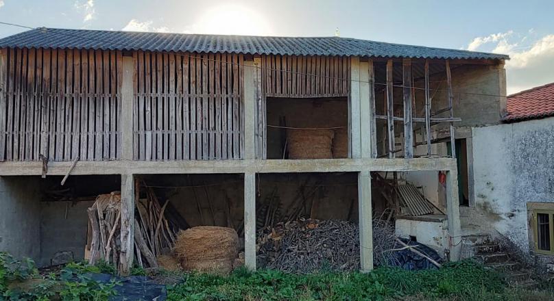 CASA EN BOTOS (PADRÓN)