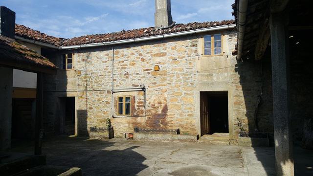 Casa solariega de piedra