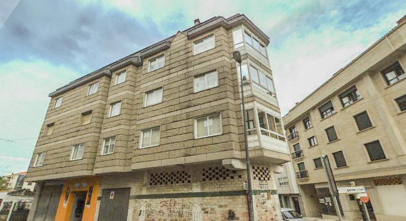 LOCAL COMERCIAL  RUA MONTE FARO