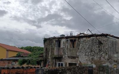 Casa de piedra  para restaurar (Filgueiroa)