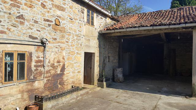 Casa solariega de piedra